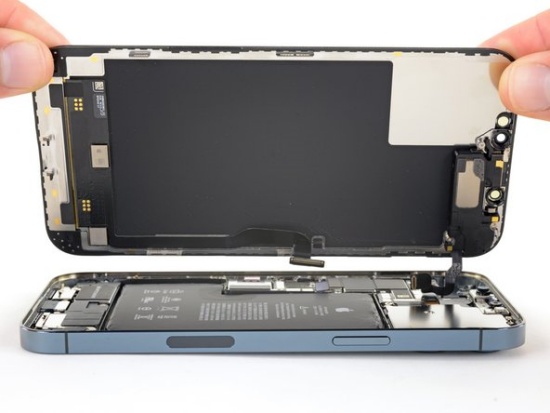 Thay màn hình iPhone 12 pro Max tại Đà Nẵng